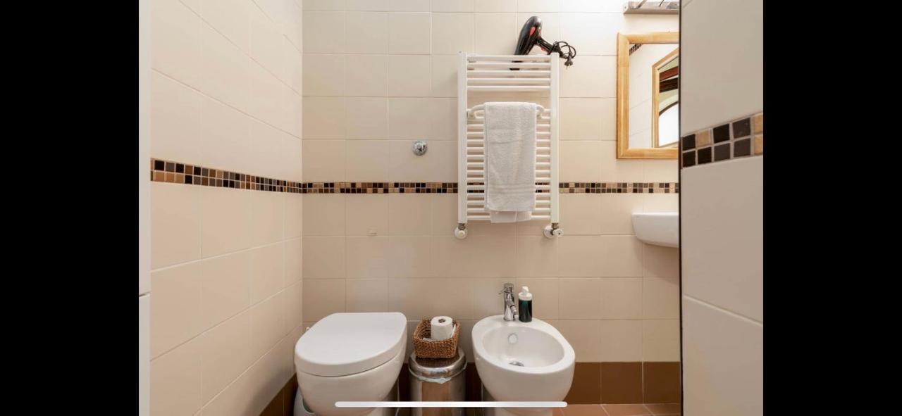 Center Coliseum Apartment Rom